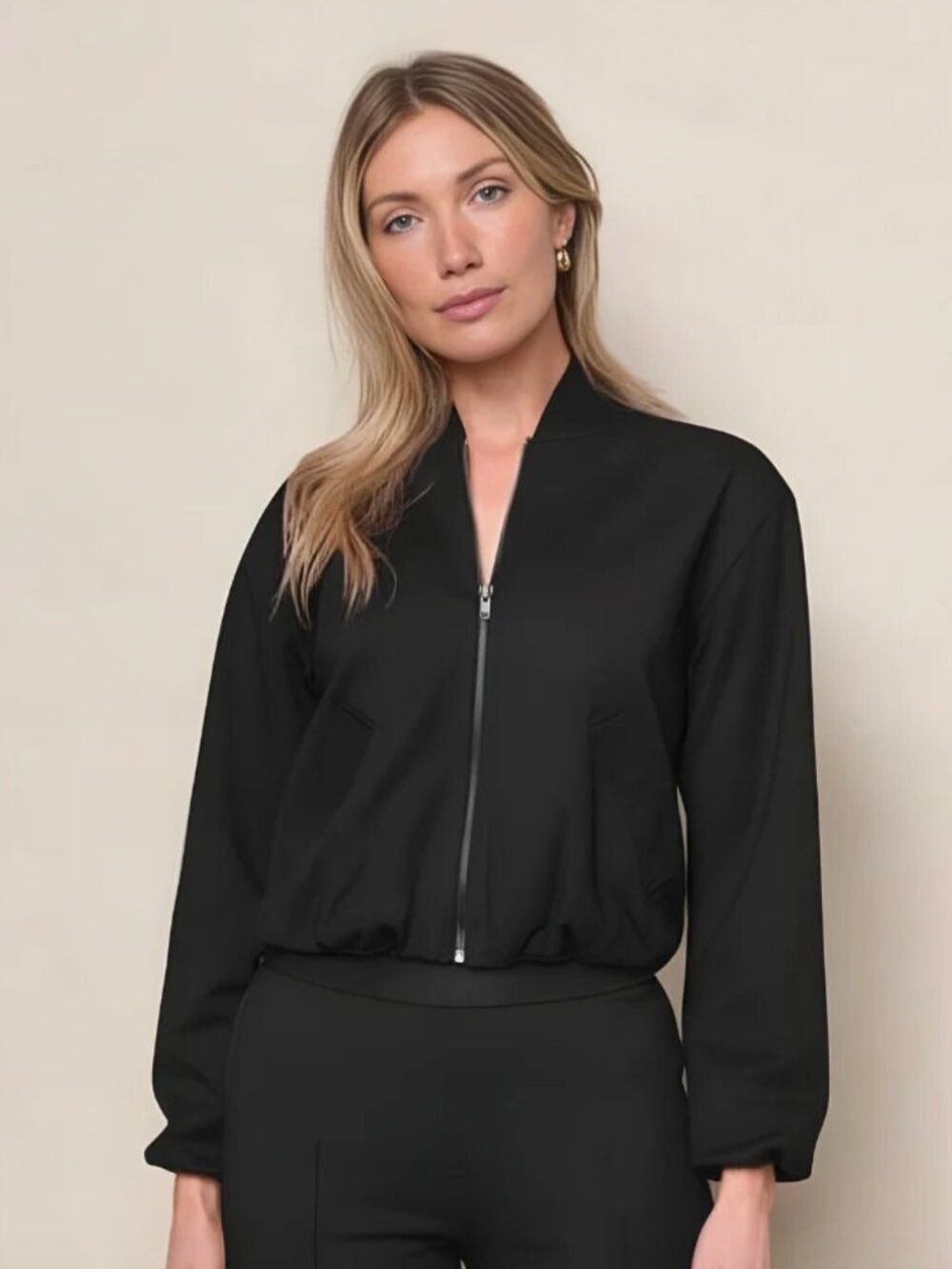 NWT Stateside -- Luxe Ponte Bomber Jacket in Black -- Xs